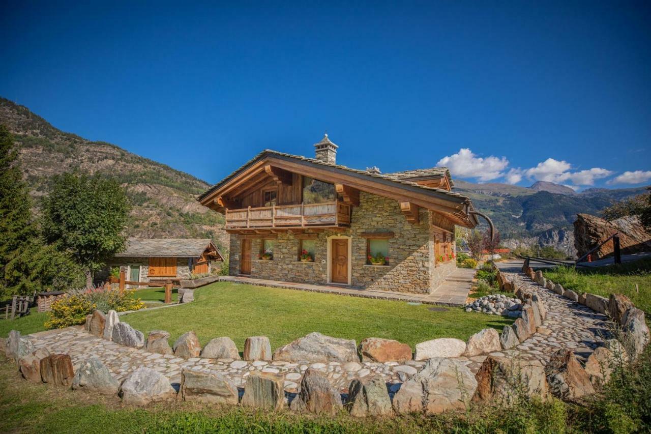 Casa Vacanze Petit Haury - Alloggi Ad Uso Turistico Vda Arvier N 0039 E N 0040 - Buitenkant foto