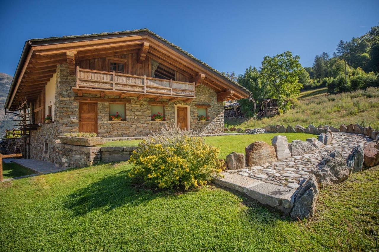 Casa Vacanze Petit Haury - Alloggi Ad Uso Turistico Vda Arvier N 0039 E N 0040 - Buitenkant foto