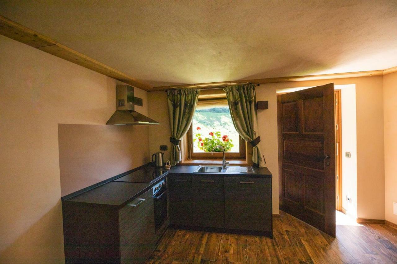 Casa Vacanze Petit Haury - Alloggi Ad Uso Turistico Vda Arvier N 0039 E N 0040 - Buitenkant foto